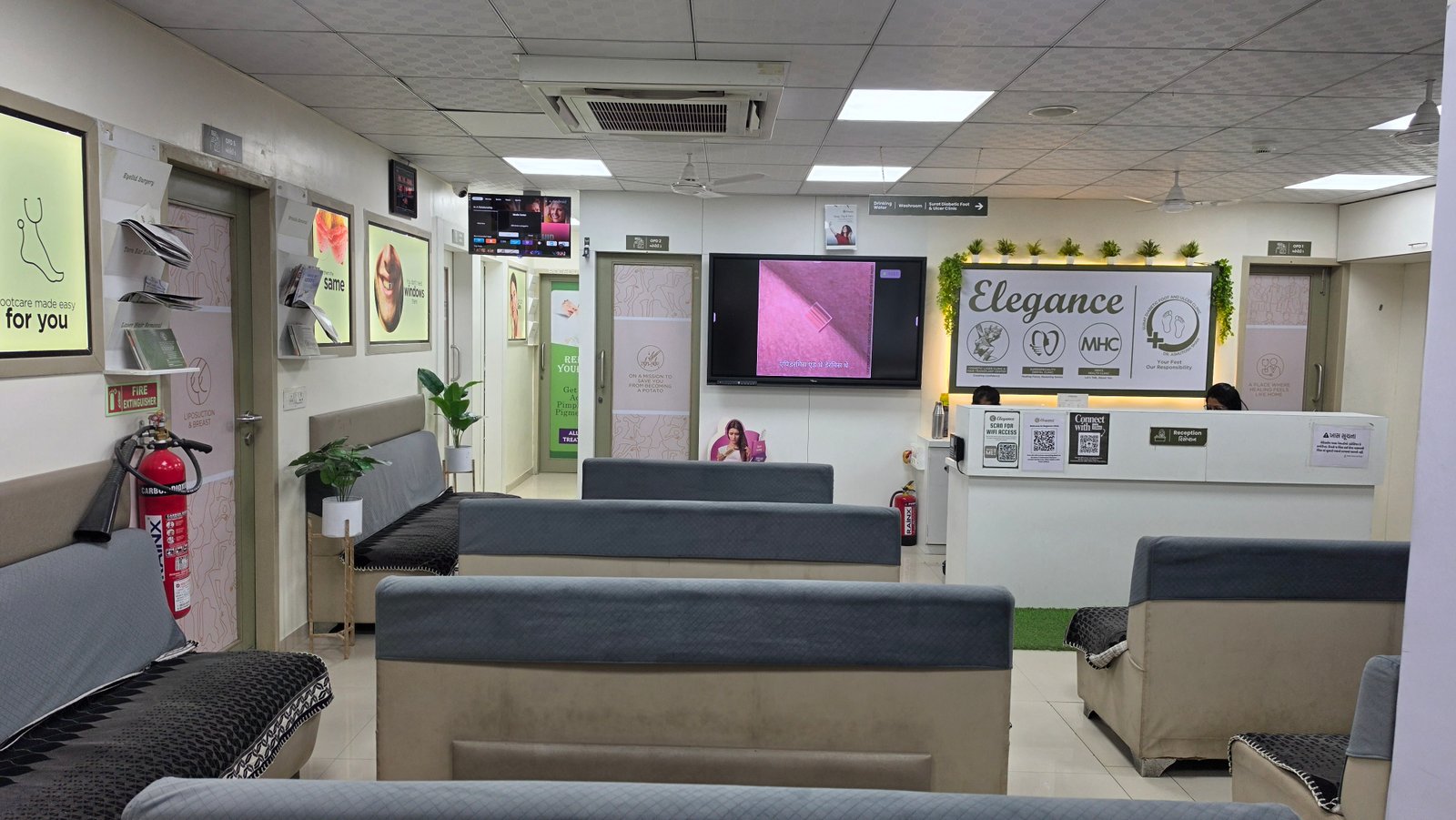 Reception at Elegance Clinic, Surat